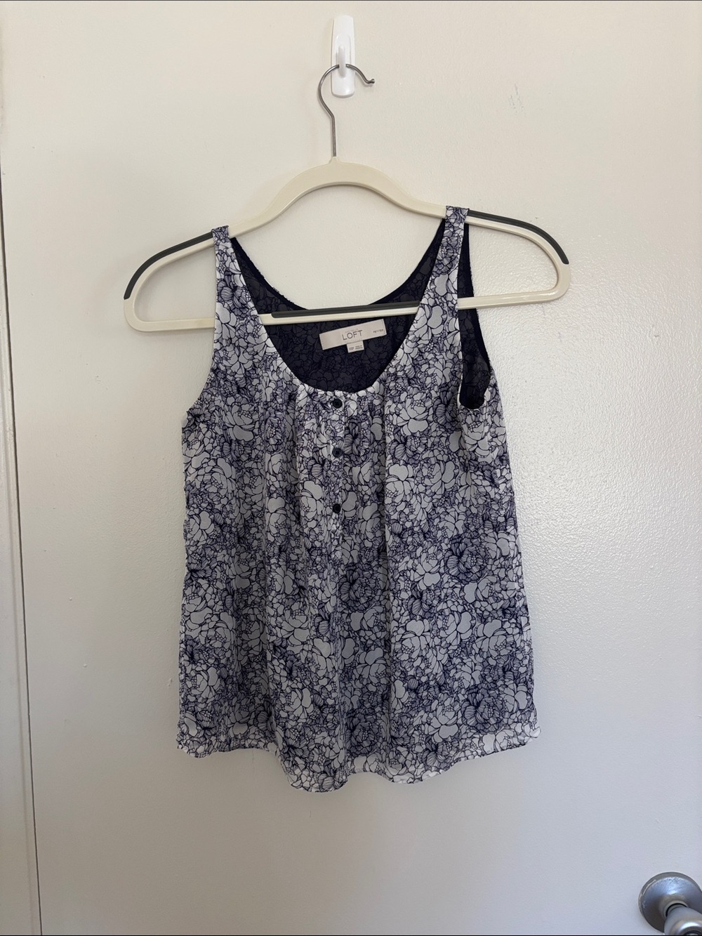 LOFT Navy and White Floral Button-Front Camisole